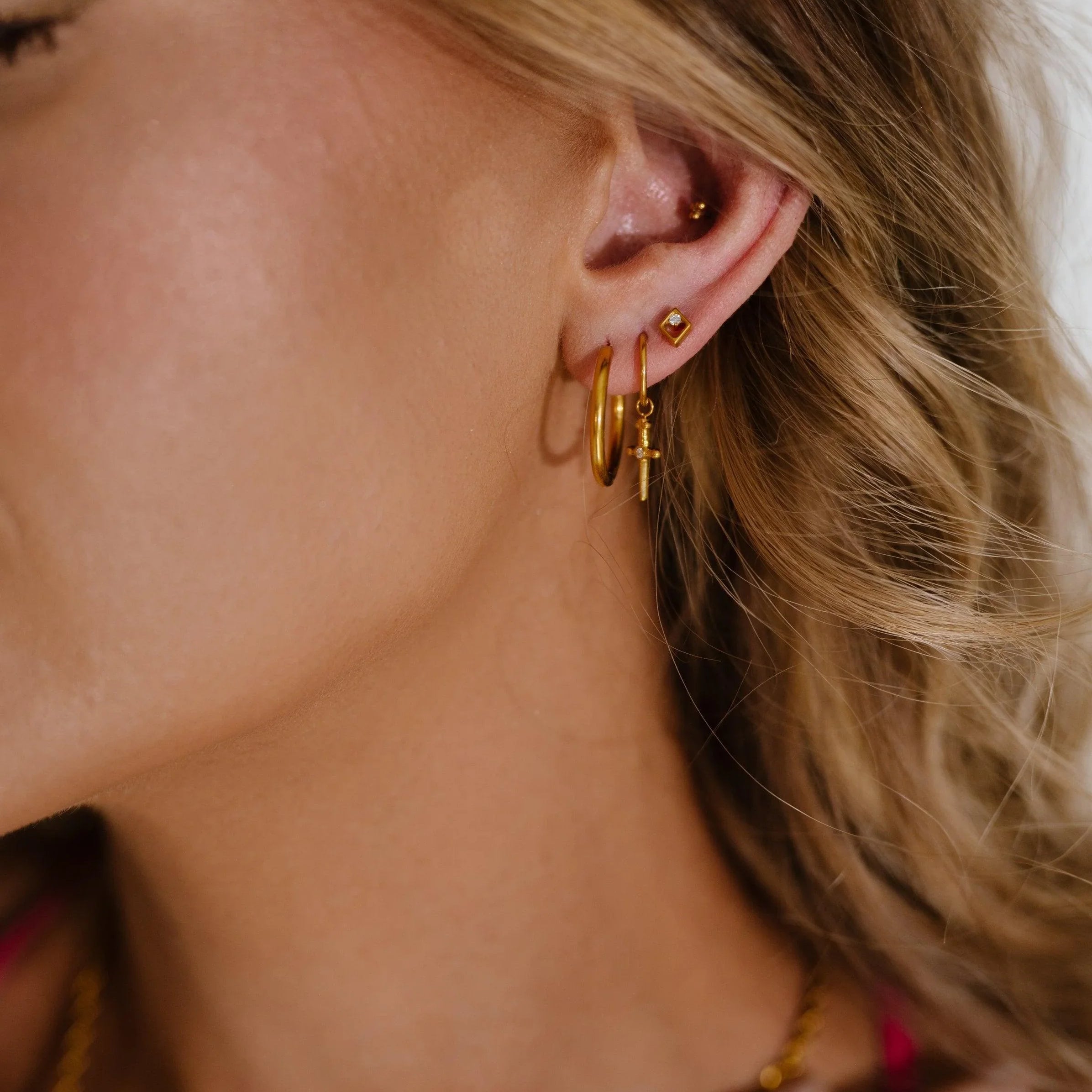 Hallmark Flat Back Stud
