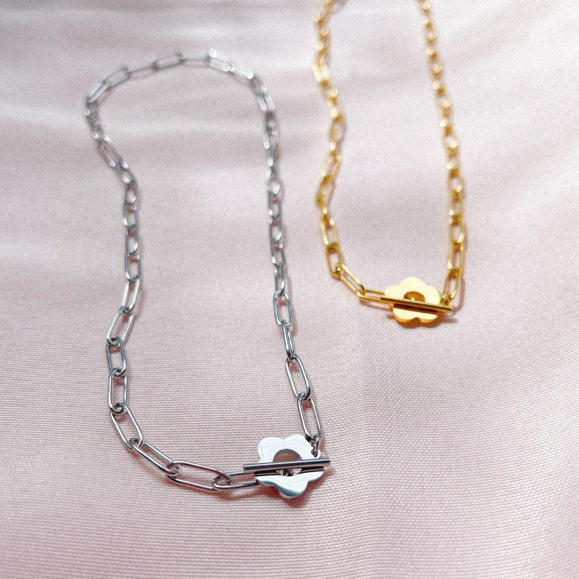 Daisy Chain Choker Necklace