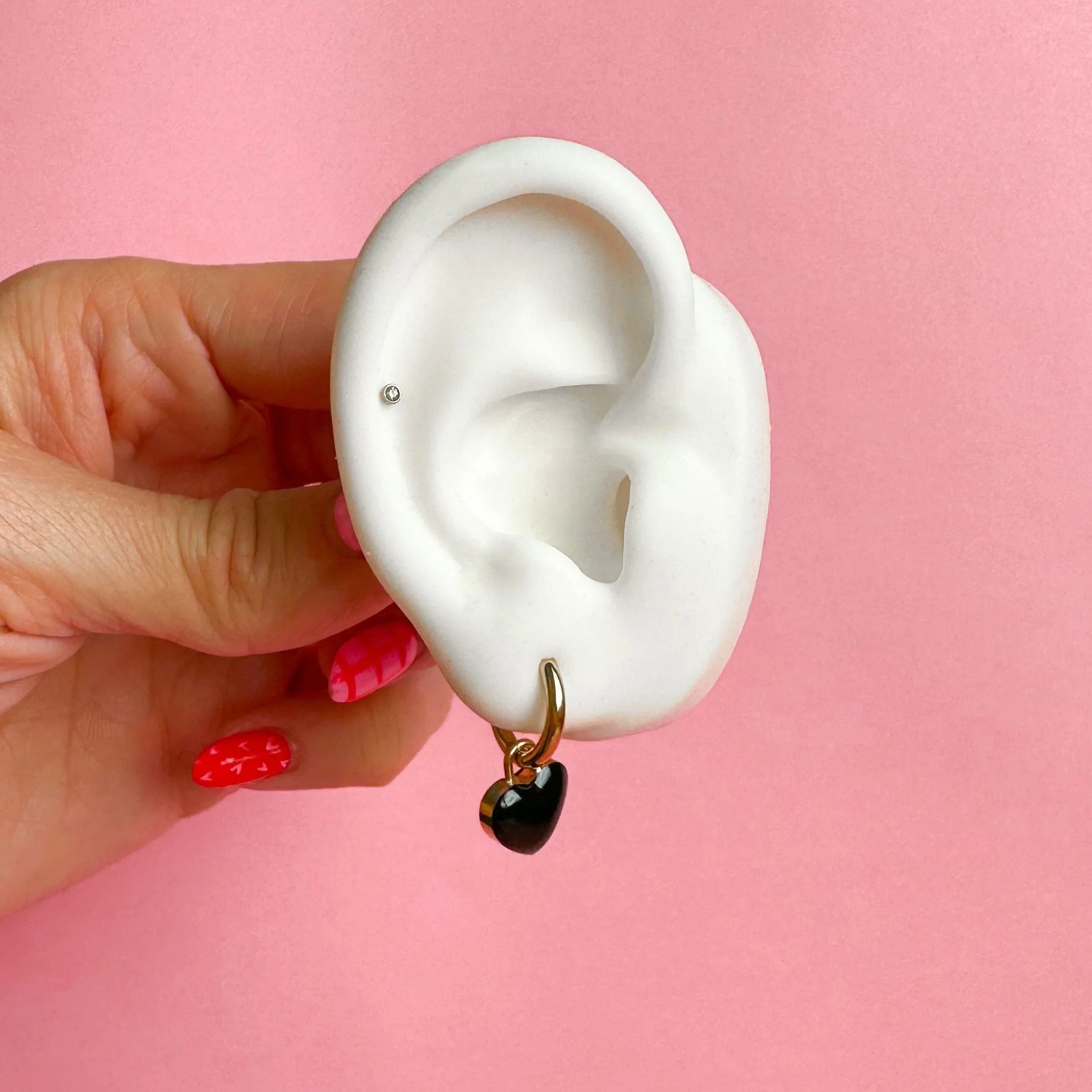 Cold, Dead Heart Hoops